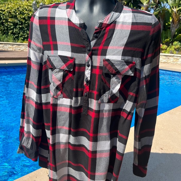 Kensie Lightweight Plaid Western Shirt - Picture 2 of 9